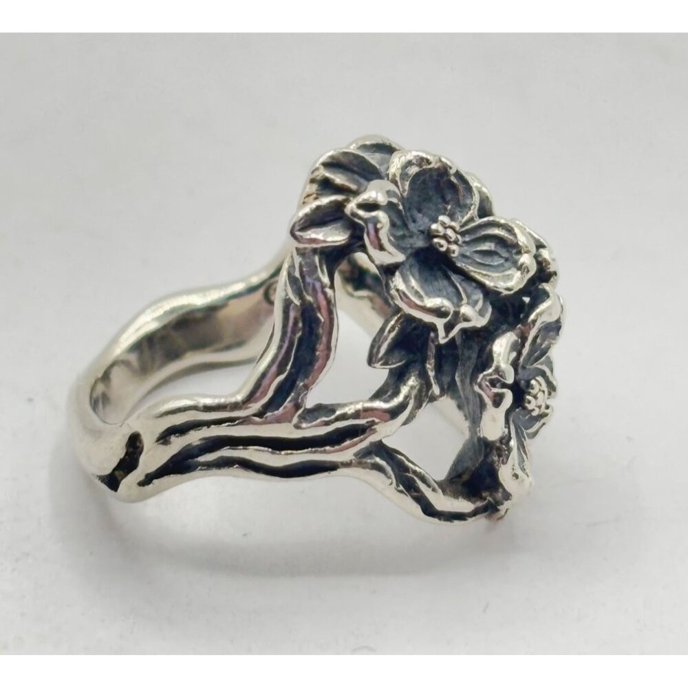 Sterling Silver Floral Design Ring Size 5.5 - Picture 2 of 6